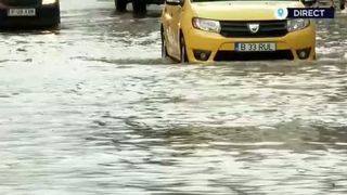 VIDEO Capitala a fost răvășită de ploi torențiale