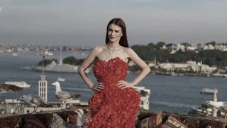 VIDEO „Nu suntem proprietatea nimănui”. Tăcerea doare. Judecata, și mai tare. Reacții incredibile după crima din Cosmopolis