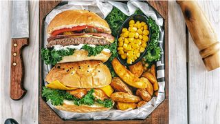 Consumul frecvent al unui tip de p&acirc;ine, asociat cu cancerul de colon - studiu