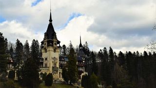 Cazare în Sinaia: singurul lucru de care ai nevoie pentru o mini-vacanță de Rusalii perfectă