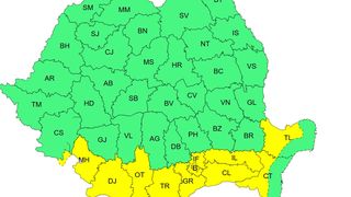 România, împărțită între caniculă și furtuni. Meteorologii au emis noi avertizări
