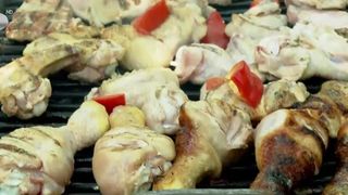 VIDEO „Ne simțim bine”. Cernica, raiul grătarelor