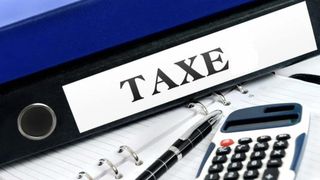 VIDEO Taxa de solidaritate, din ce &icirc;n ce mai aproape de implementare. Rom&acirc;nii vor scoate bani frumoși din buzunare pentru a acoperi gaura din buget