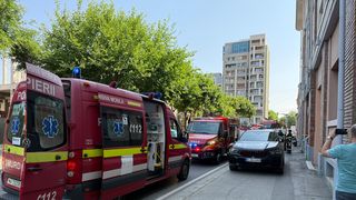 Trei adulți și un minor s-au prăbușit cu liftul într-o clădire din Timișoara