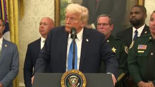 Se îndreaptă Statele Unite spre un nou război civil? Situația de azi seamănă cu "începutul anilor 1900"