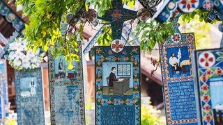 Cimitirul Vesel de la Săpânța - Maramureș