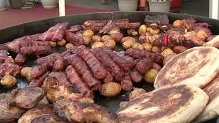 VIDEO &bdquo;Nu le mai putem da &icirc;napoi&rdquo;. Drăgaica, ieftină la intrare, scumpă la distracție