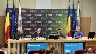 Veniturile directorilor din companiile municipale, plafonate. Stelian Bujduveanu: „Este de bun-simț. Nu putem susține salarii fără legătură cu realitatea orașului”