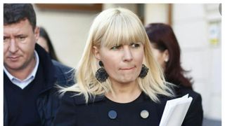 VIDEO UPDATE Verdictul în cazul eliberării Elenei Udrea, amânat pentru 1 iulie. Fostul ministru: „Mai greu este pentru copilul meu. Impactul a fost major. Era mică și a rămas fără mamă”