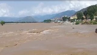 Vremea extremă face prăpăd în nord-vestul Pakistanului. 11 persoane au murit, peste 50 de case au fost avariate