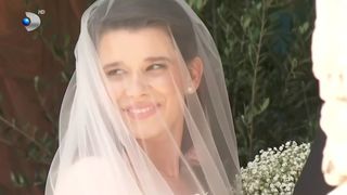 VIDEO &bdquo;Să fie fericiți, să se iubească&rdquo;. Kira Hagi, nuntă ca-n povești