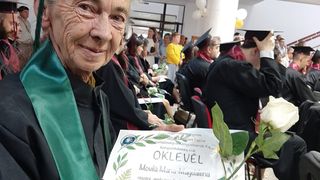 Ea e Maria, femeia care a absolvit facultatea la 73 de ani: &bdquo;Am avut mult de recuperat&rdquo;. Ireal care este următorul pas pe care vrea să-l facă acum. Dorința sa datează de mai bine de cinci decenii