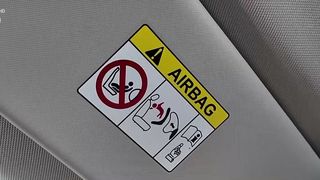 VIDEO Alertă RAR: mașini cu probleme la airbag-uri