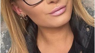 Profesoară concediată după ce a băut alcool la școală