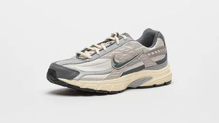 Modele de &icirc;ncălțăminte pentru bărbați care se poartă &icirc;n acest an