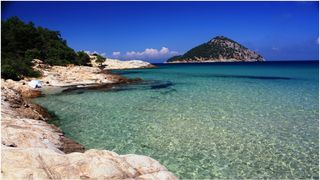 Un turist italian a murit pe insula grecească Thasos. Ce greșeală i-a fost fatală