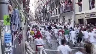 VIDEO 7 răniți la festivalul taurilor din Pamplona