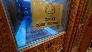 VIDEO Extravaganță pe bani publici la CCR