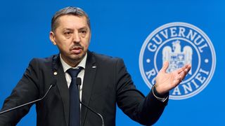 Anul școlar începe cu scandal și nemulțumiri. Ministrul Educaţiei, Daniel David, mesaj pentru elevi: „Nimeni nu doreşte aceste măsuri”