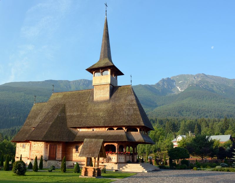 Biserici din Maramureș