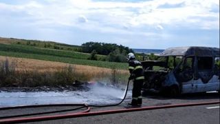 microbuz ars, incendiu, victime 