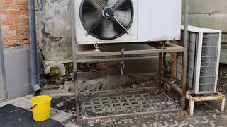 Cum să &icirc;ți &icirc;ntreții corect aerul condiționat pentru a-i prelungi durata de viață?