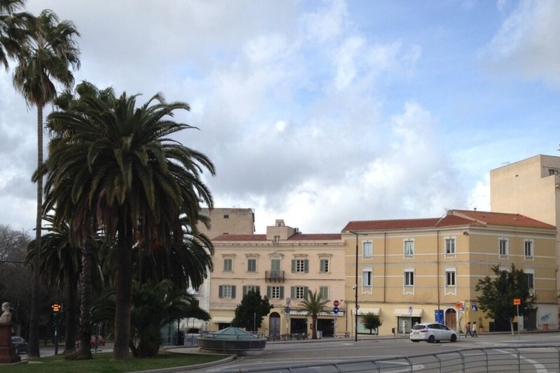 Escortă de 32 de ani din România, găsită fără viață în Sardinia, italia