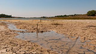 Dunărea a atins, la intrare în țară, cel mai mic debit din istorie. Mesajul transmis de „Apele Române” 