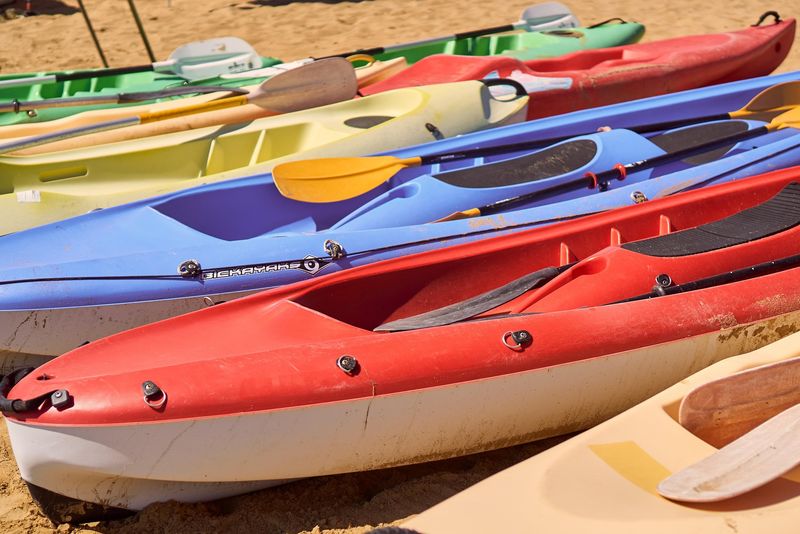 Turist rănit de o ambarcațiune, în timp ce se afla pe un caiac 