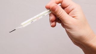 VIDEO Ce medicamente sunt necesare &icirc;n vacanțele cu cei mici. Sfaturile unui medic pediatru