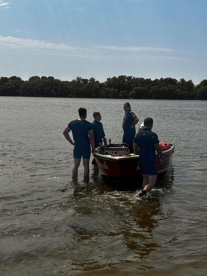 Trupul tatălui care și-a salvat fetița de la înec a fost găsit 