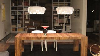 Avantajele utilizării lemnului stratificat &icirc;n designul mobilierului modern