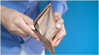 VIDEO Veniturile românilor, tot mai insuficiente: pensii și salarii care nu acoperă nici jumătate de lună