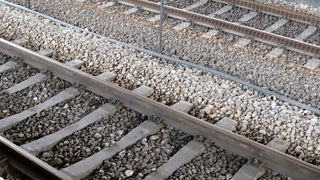 VIDEO Impact fatal &icirc;ntre un tren și un ATV.  Un bărbat și-a pierdut viața &icirc;n Bistrița B&acirc;rgăului