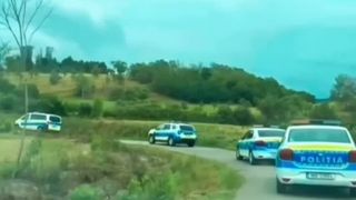 VIDEO Ce se întâmplă cu localnicii care au amenințat un polițist din Caraș-Severin