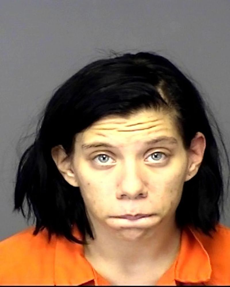 L-a bătut pe străbunicul de 88 de ani până l-a ucis