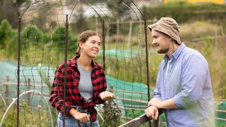 Viața la oraș vs viața la țară. Avantaje și dezavantaje