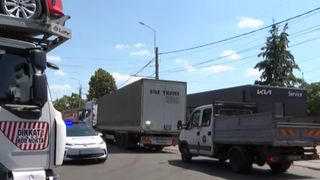 VIDEO Haos și blocaje la biroul Vamal din Drumul Taberei! Zeci de tiruri blocate din cauza unui sistem informatic defect