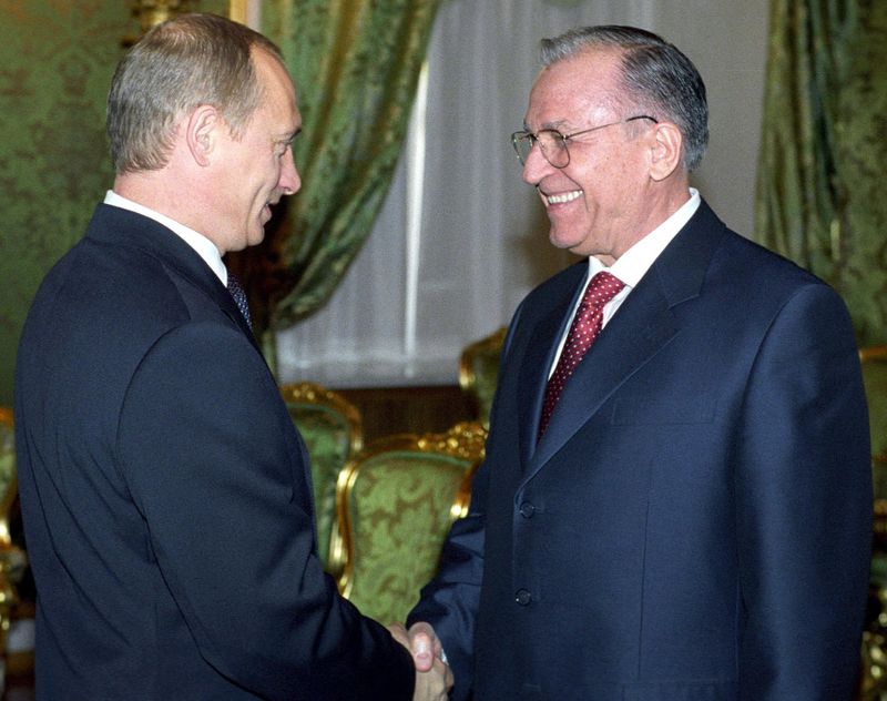 Ion Iliescu și Vladimir Putin s-au întâlnit în 2003