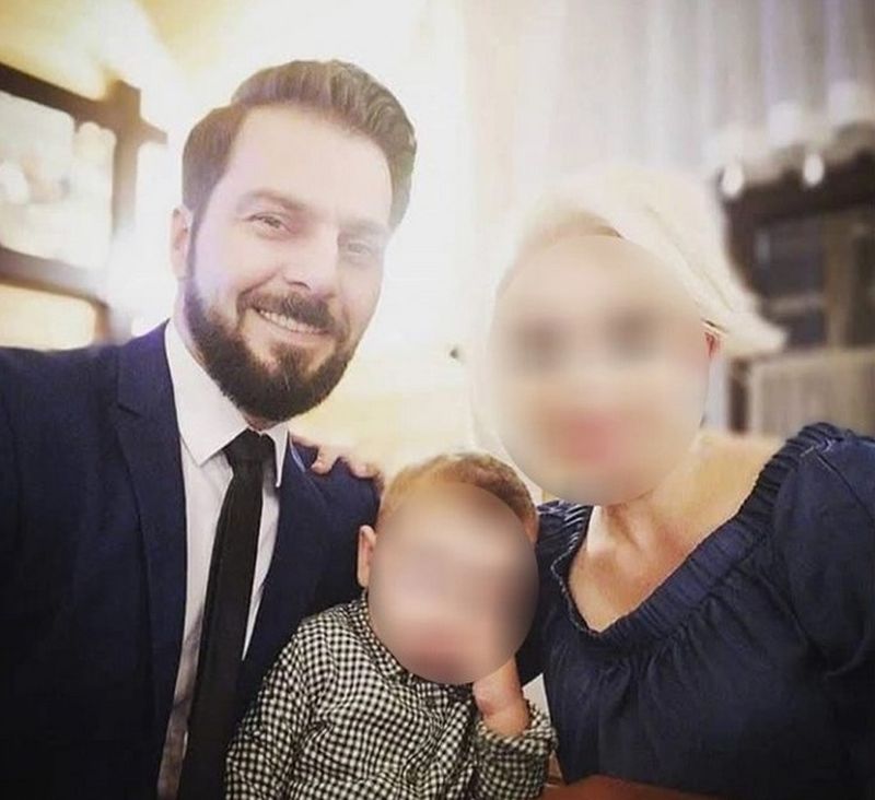 Cine este bărbatul găsit spânzurat în propria casă 