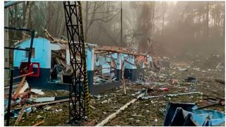 VIDEO "Nu există nicio speranță de a găsi supraviețuitori". Cel puțin 9 oameni și-au pierdut viața într-o explozie puternică la o fabrică