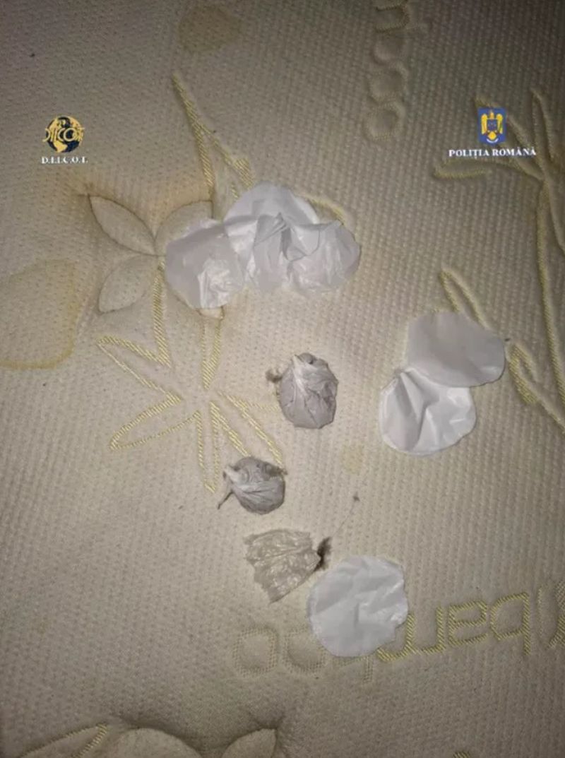 trafic de droguri, substante interzise, politie 