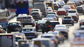 VIDEO Începe minivacanța de Sf. Maria. Cum se circulă spre mare