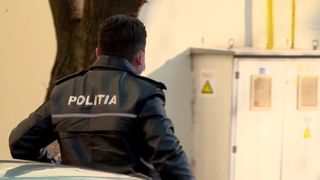 VIDEO Tânără de 26 de ani, bătută fără milă într-un magazin. Agresorul și fiul său s-au făcut nevăzuți. De la ce a pornit totul: „M-a lovit în zona capului și în zona urechii. În continuare simt o durere intensă”