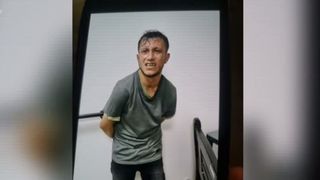 VIDEO Teroare &icirc;n Centrul Vechi al Capitalei! Un turist a tras mai multe focuri de armă spre o cafenea celebră