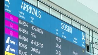 VIDEO De ce aplaudă pasagerii la aterizarea avionului? Un obicei răspândit și motivele din spatele lui