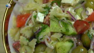 VIDEO Rețetă rapidă și gustoasă de salată grecească de paste. Cum se prepară