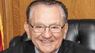 A murit Frank Caprio! &bdquo;Cel mai bl&acirc;nd judecător din lume&rdquo; avea 88 de ani și suferea de cancer