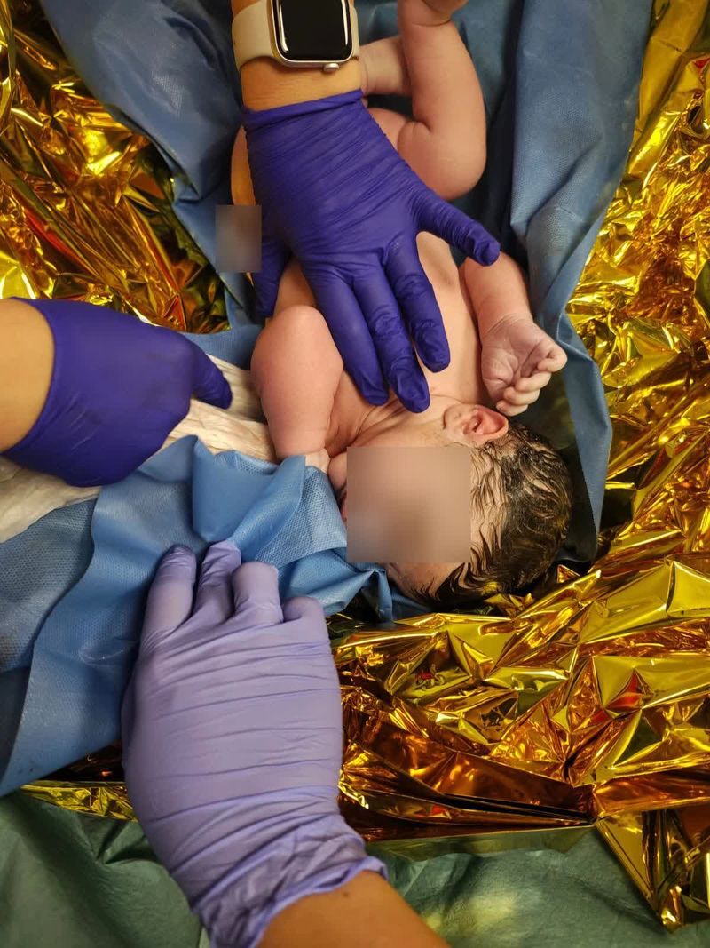 Un bebeluș s-a născut în Ambulanță