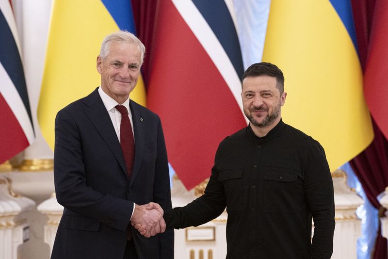 Zelenski l-a primit la Kiev pe premierul norvegian Jonas Gahr Støre